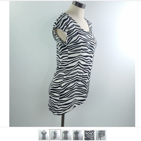 Candy Couture Women size Small Asymmetrical Blouse Zebra Pattern High Low Hem - Picture 1 of 8